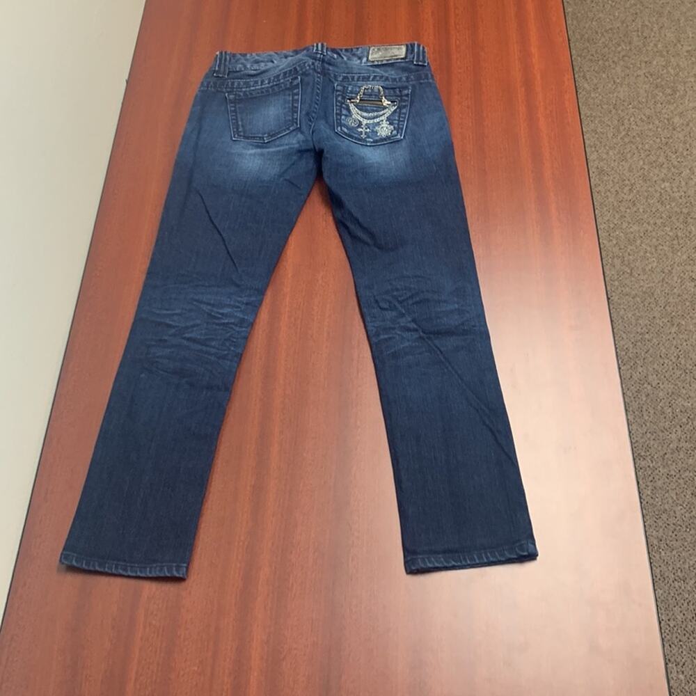 Guess Jeans - Picture 5 of 6